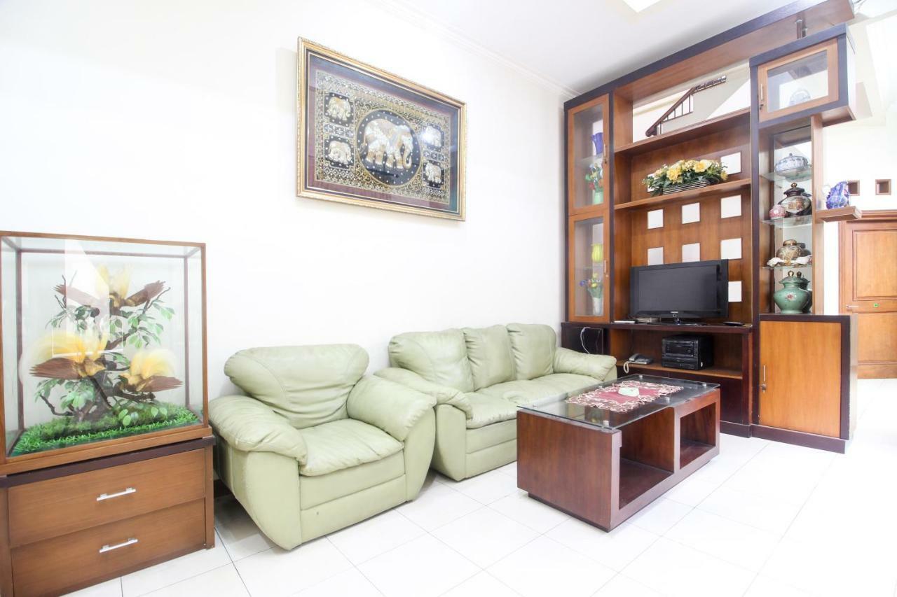 Reddoorz Plus @ Tegal Panggung Yogyakarta Dış mekan fotoğraf