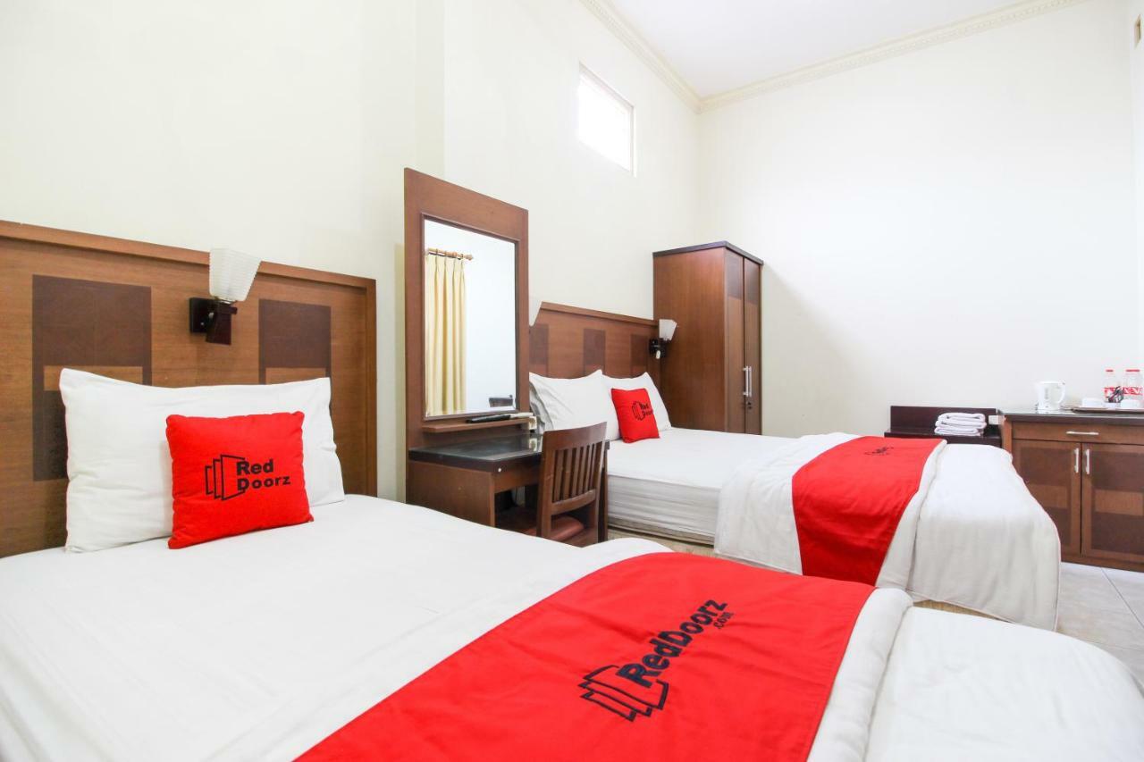 Reddoorz Plus @ Tegal Panggung Yogyakarta Dış mekan fotoğraf